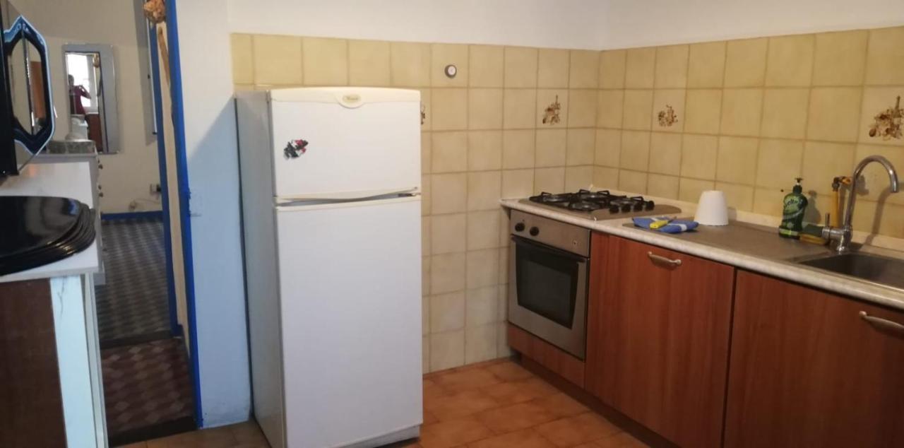 077 - Casa Fede In Centro, 500Metri Da Mare E Spiaggia Сестри-Леванте Номер фото